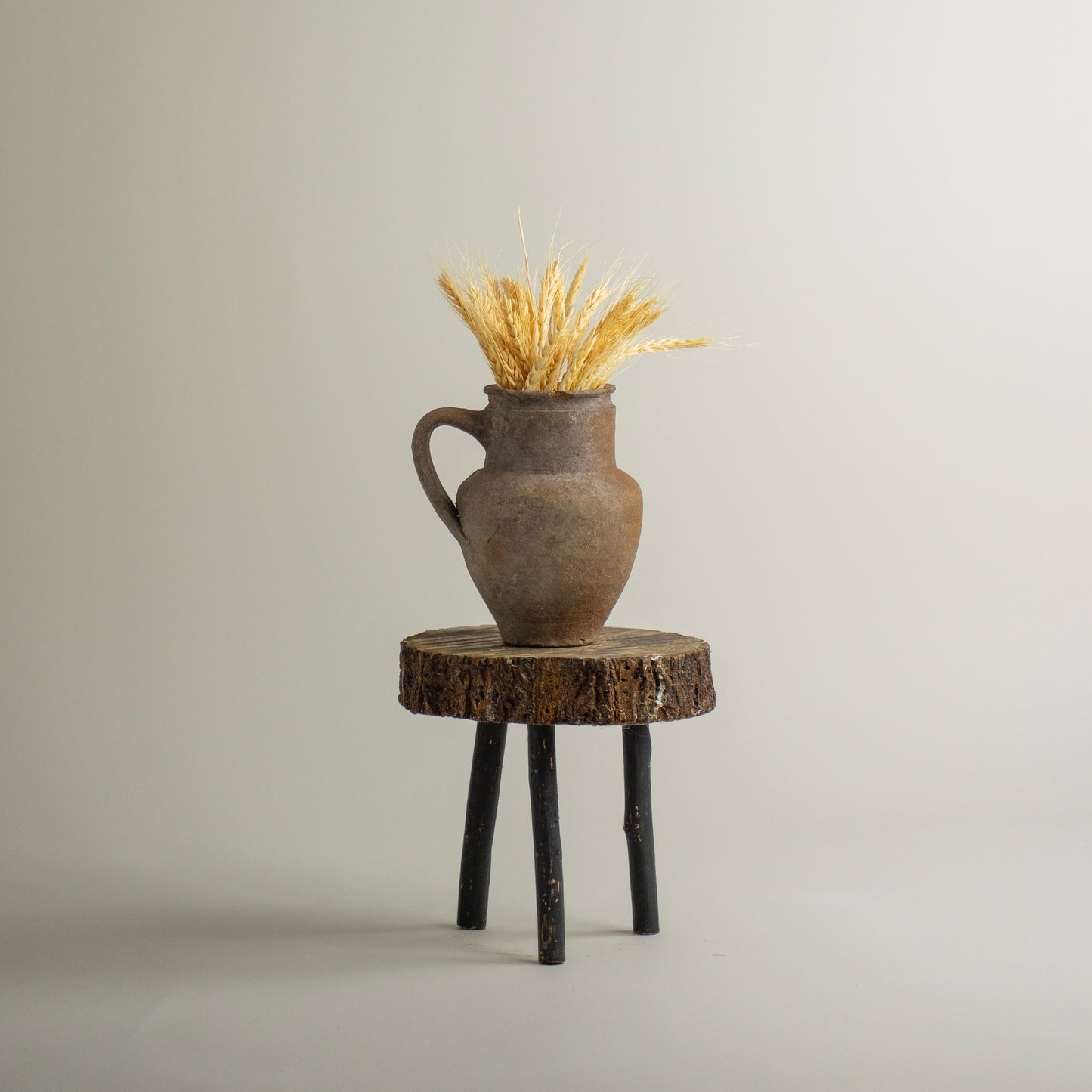 Antique vessel No.331