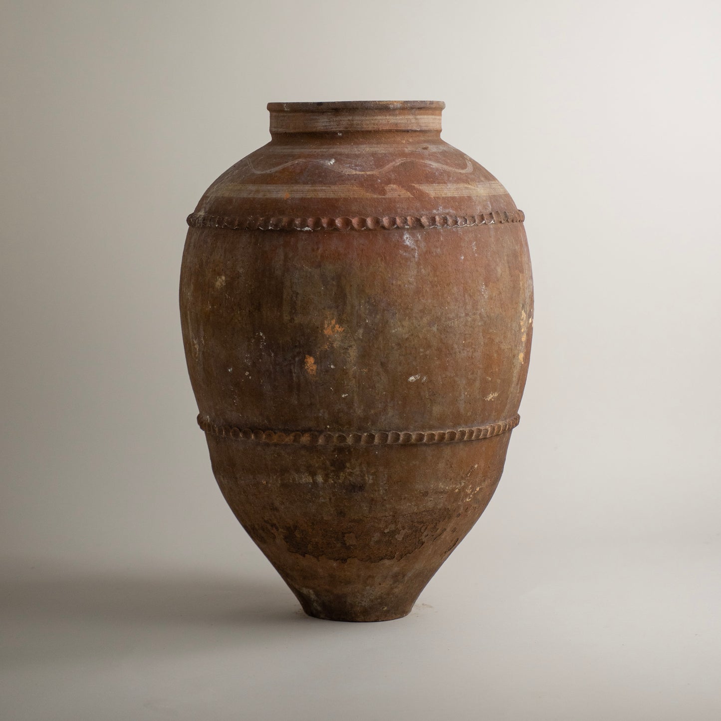 Antique vessel No.317