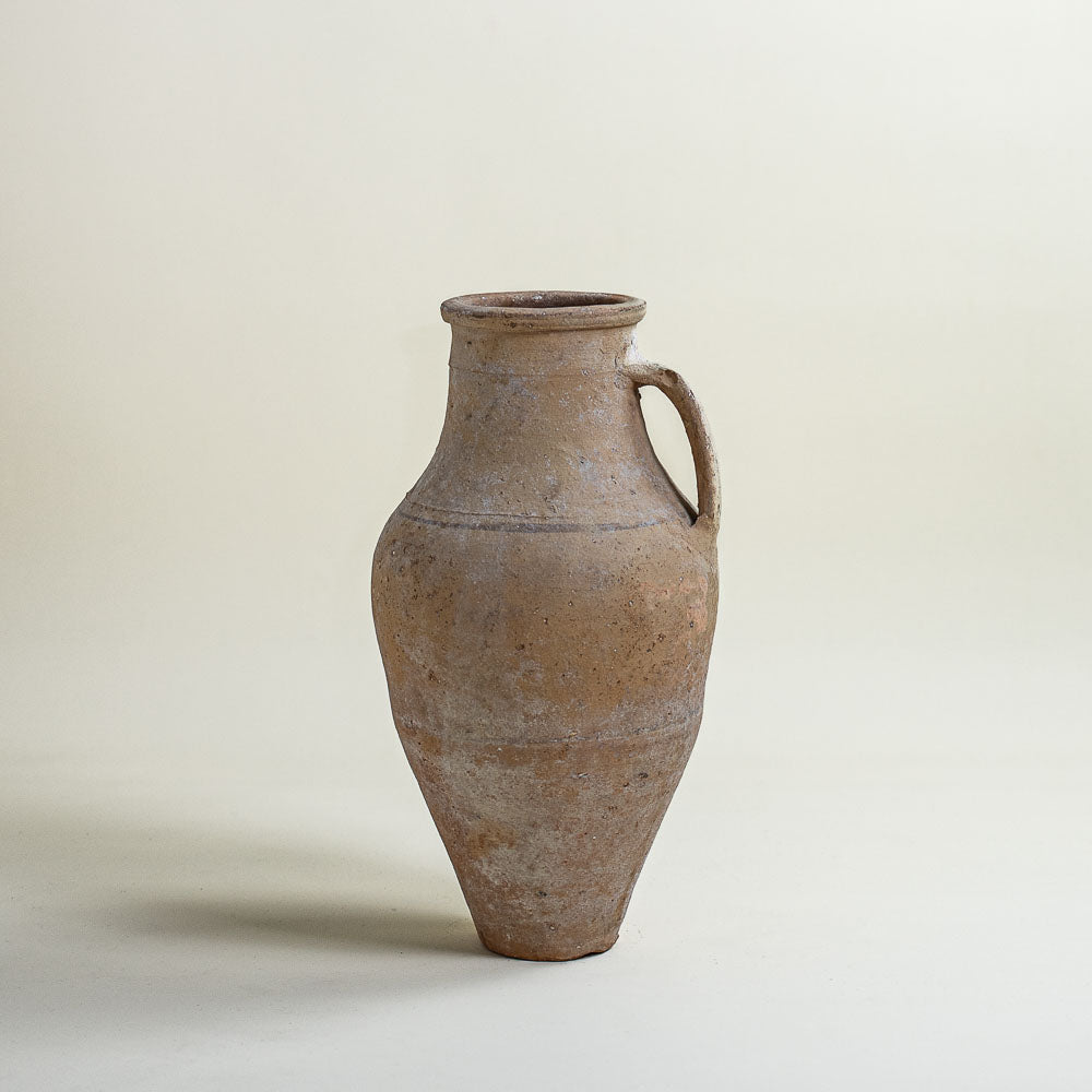Antique vessel No.284