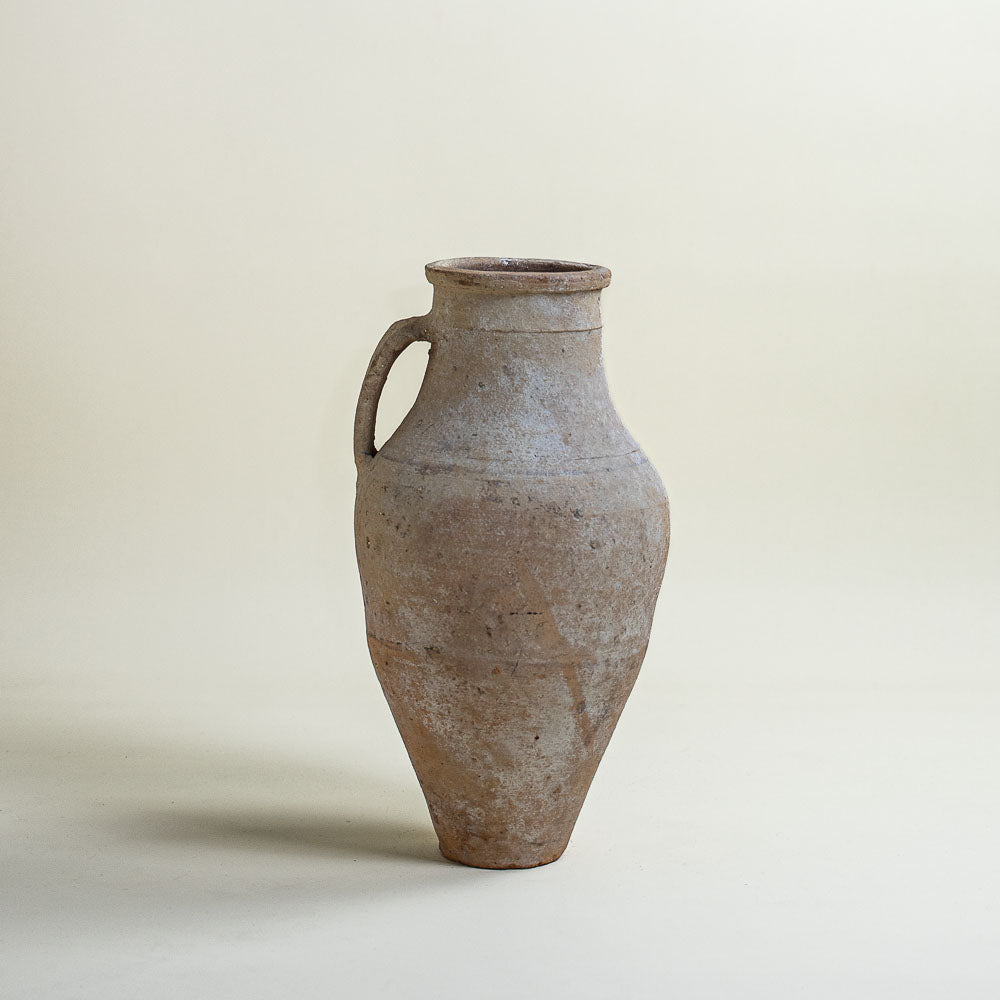 Antique vessel No.284