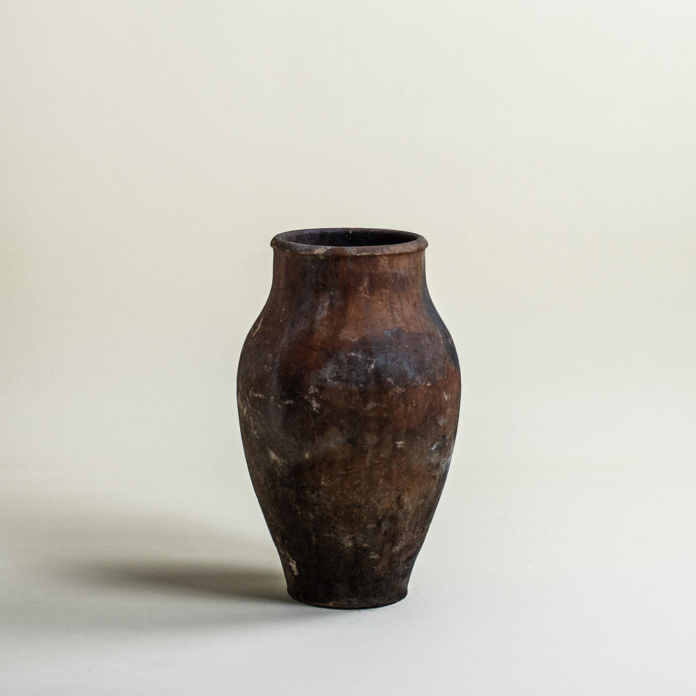Antique vessel No.283