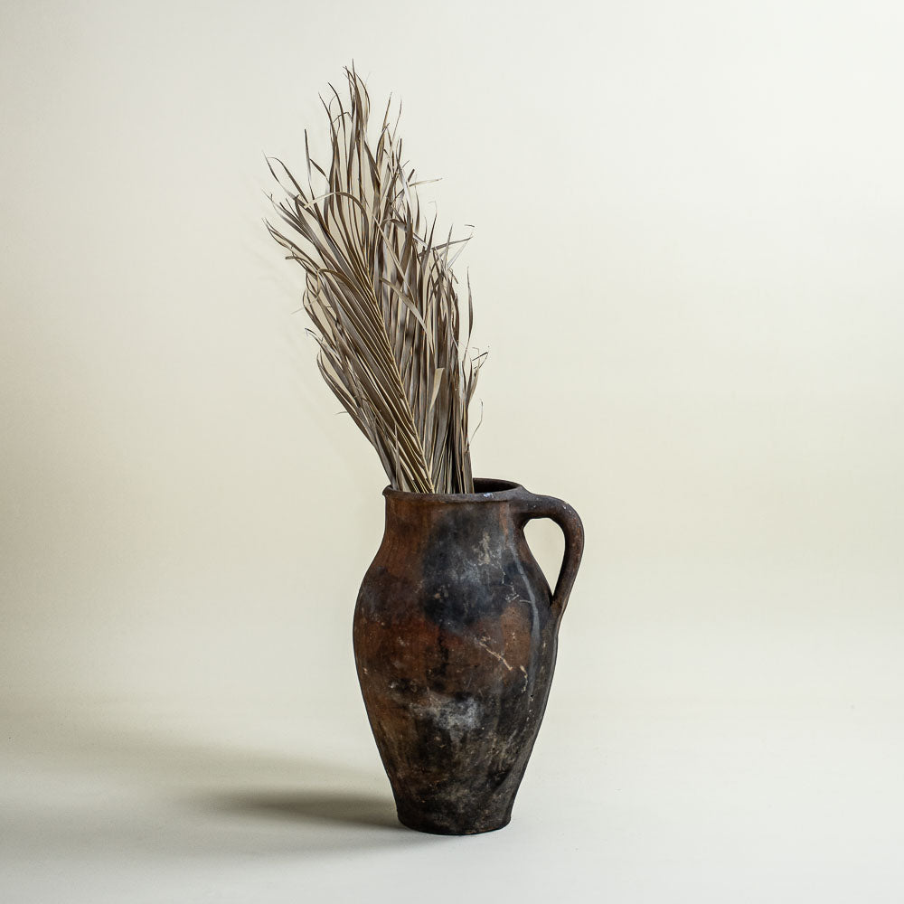 Antique vessel No.283