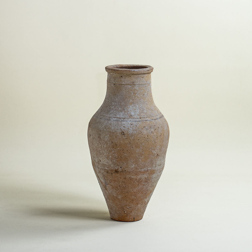 Antique vessel No.284