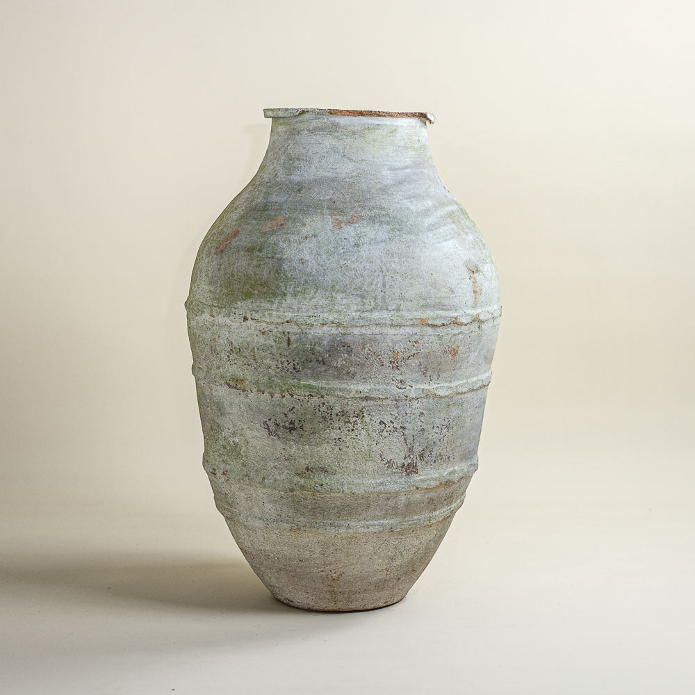 Antique vessel No.287