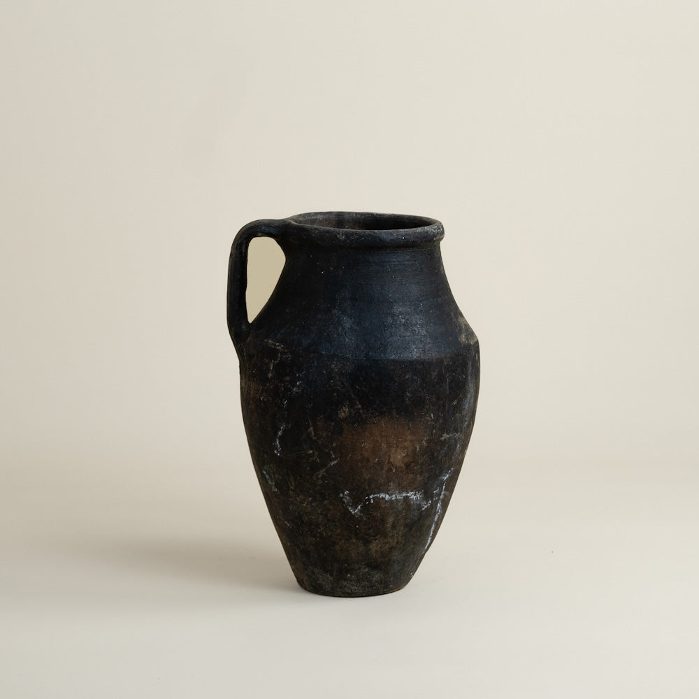 Antique vessel No.307