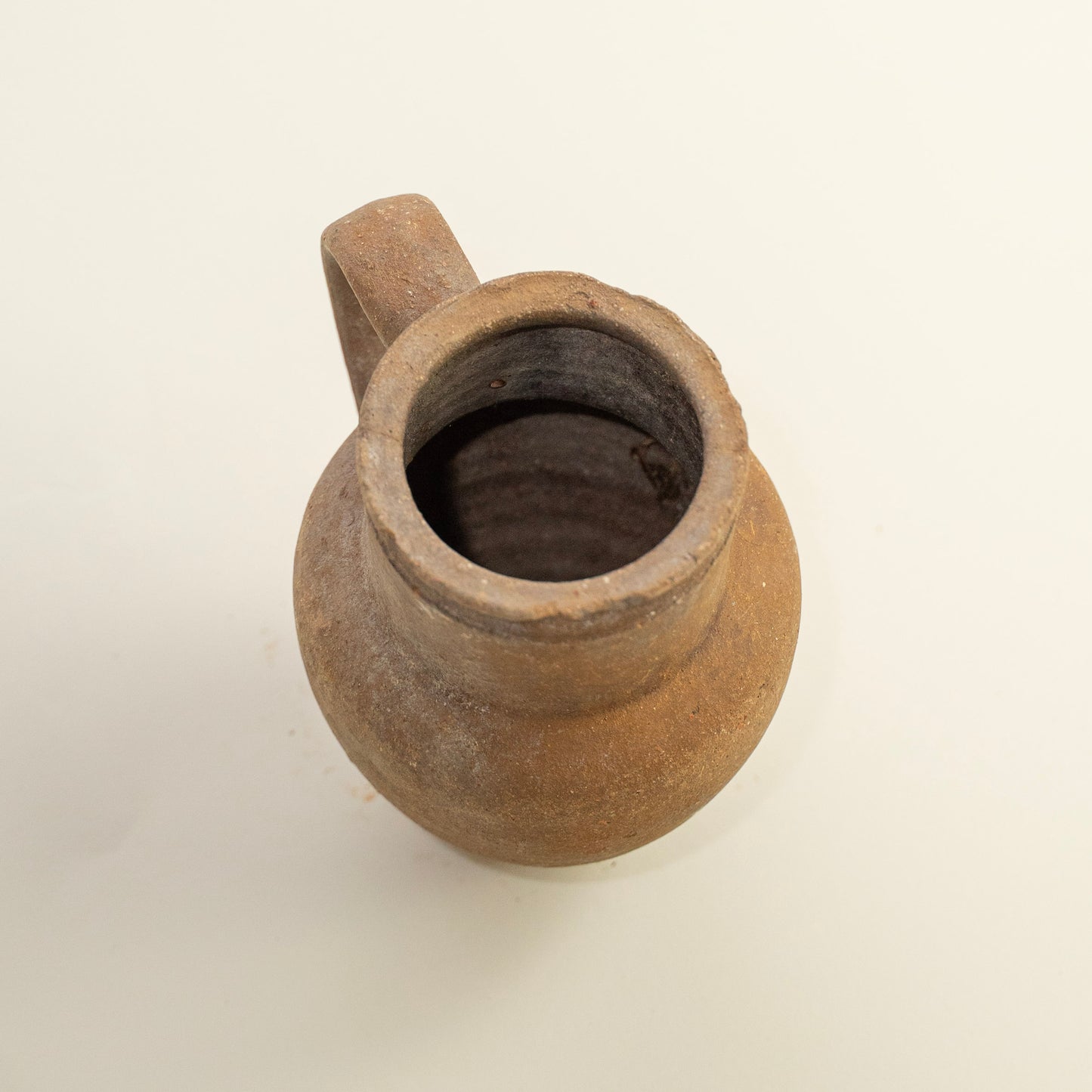 Antique vessel No.331