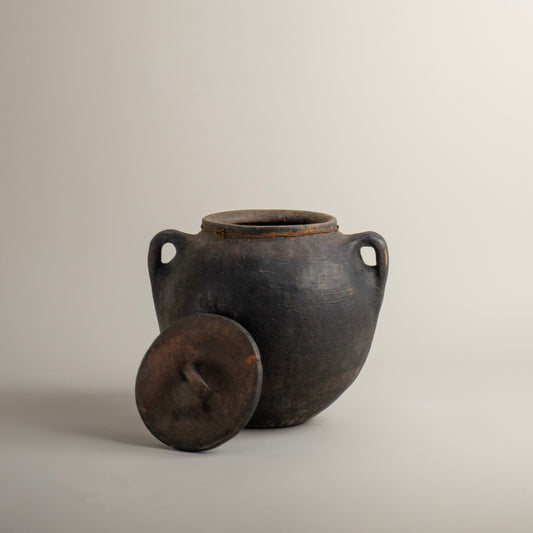 Antique vessel No.330