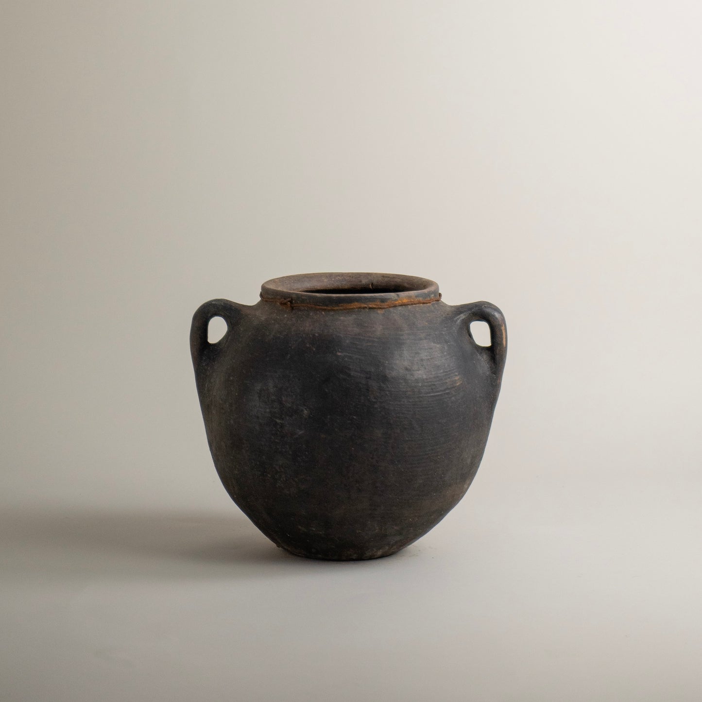 Antique vessel No.330