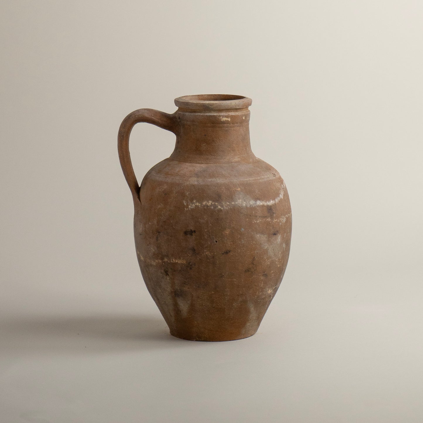 Antique vessel No.325