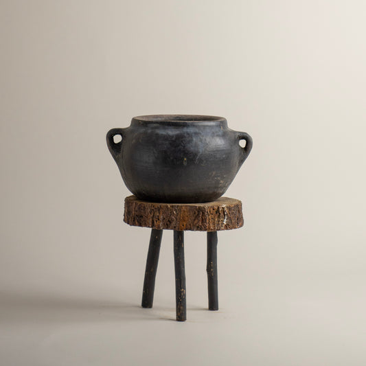 Antique vessel No.338