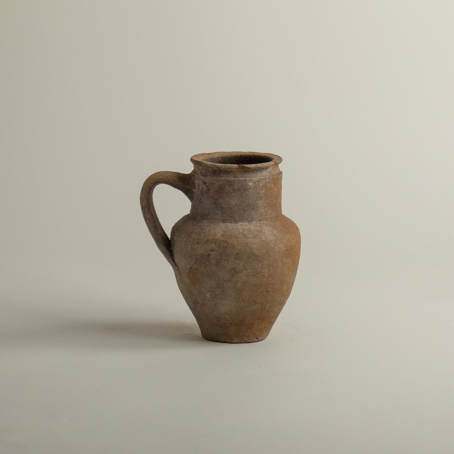 Antique vessel No.331