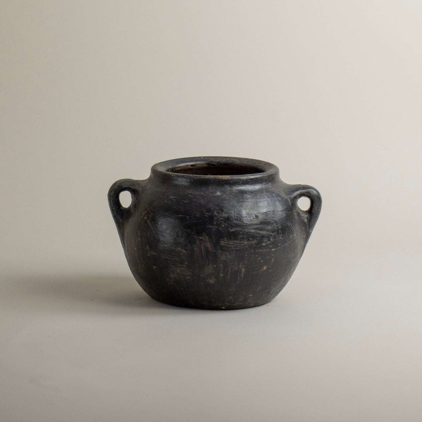 Antique vessel No.321