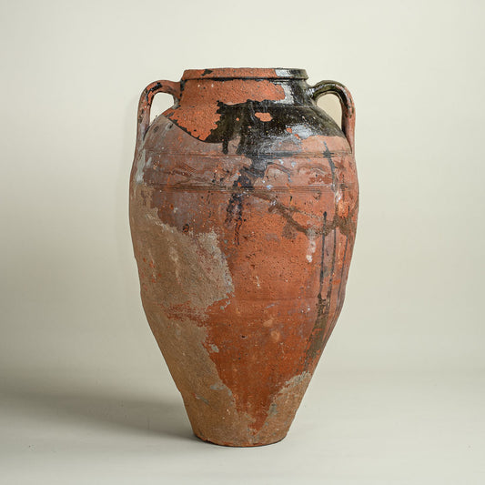 Antique vessel No.290