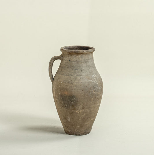 Antique vessel No.268