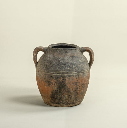 Antique vessel No.257