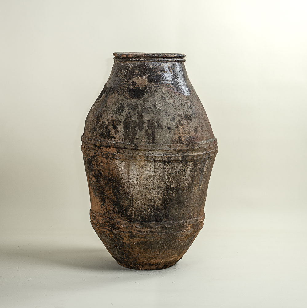 Antique vessel No.279