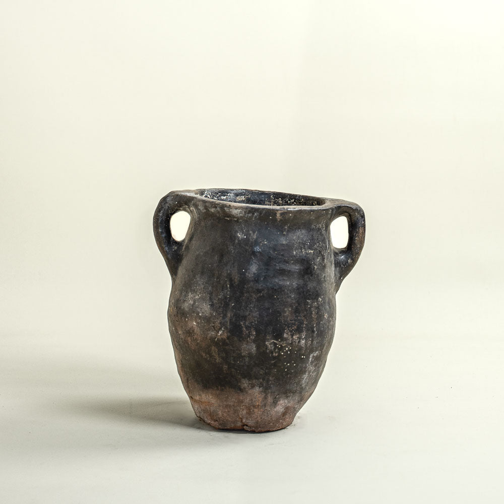 Antique vessel No.164