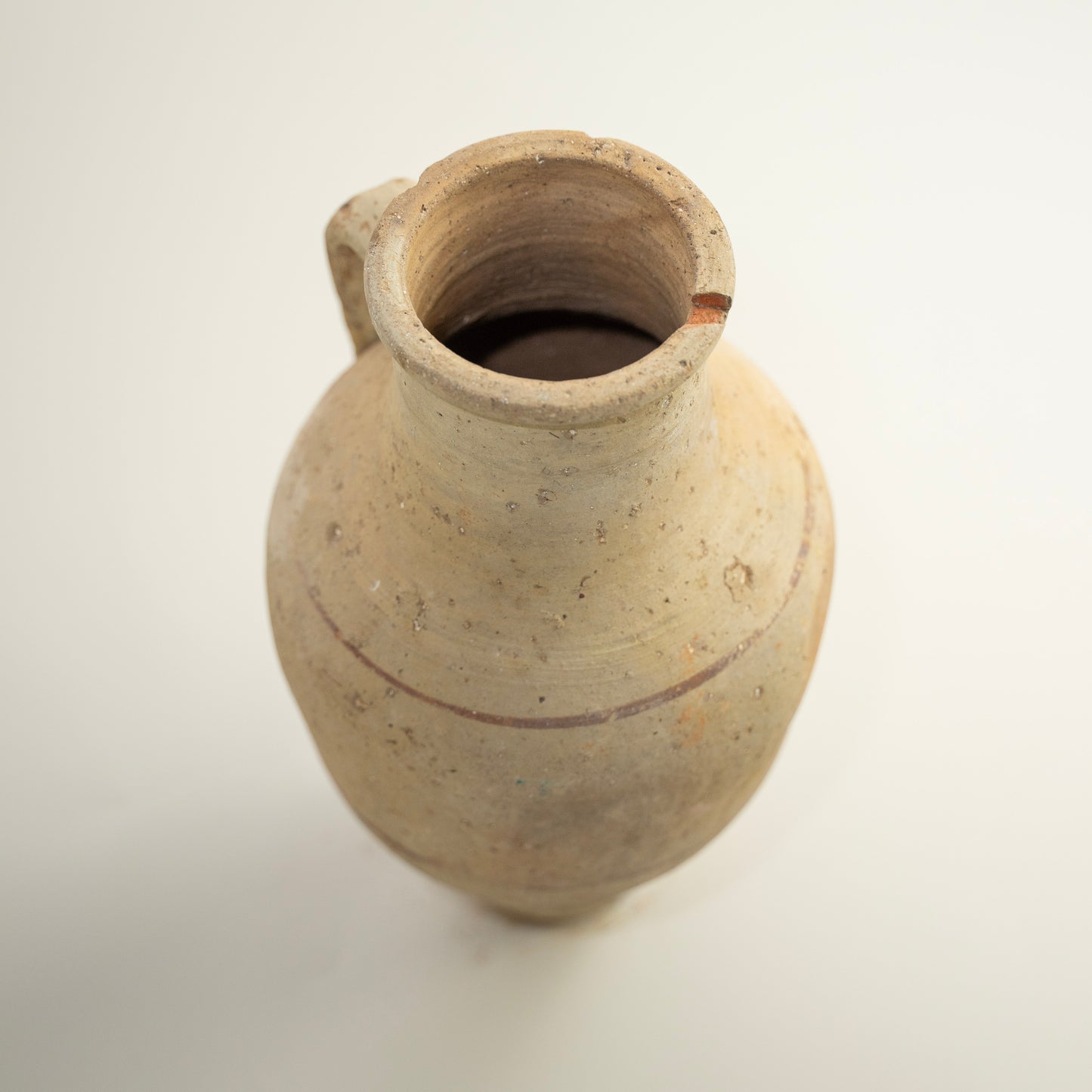 Antique vessel No.334