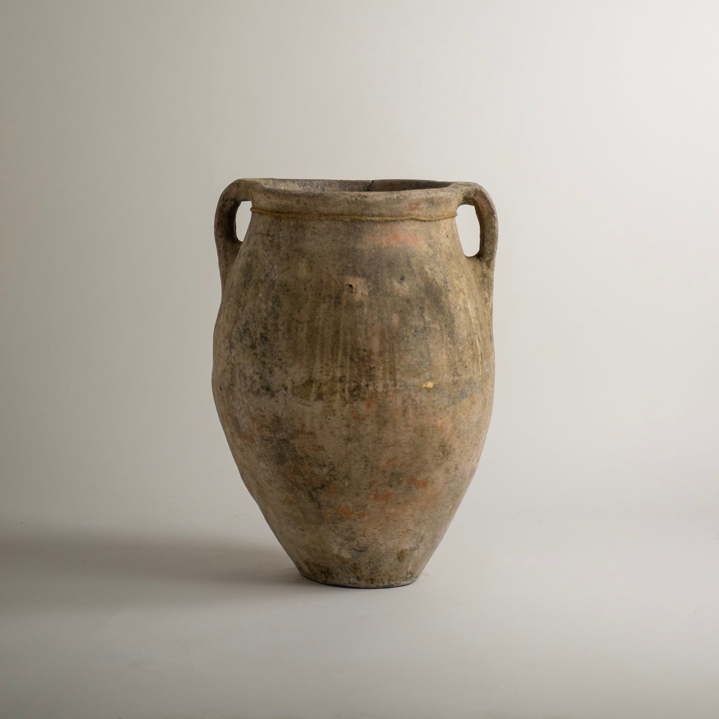 Antique vessel No.324