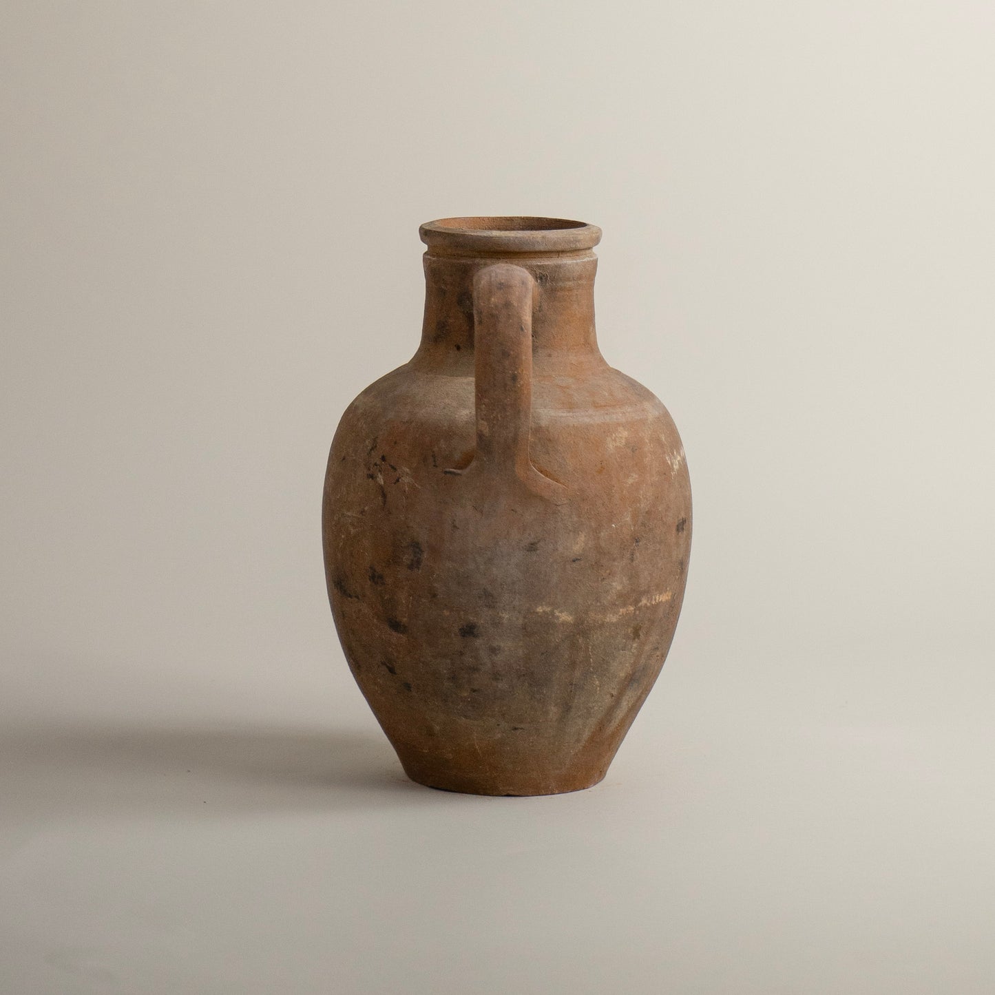 Antique vessel No.325