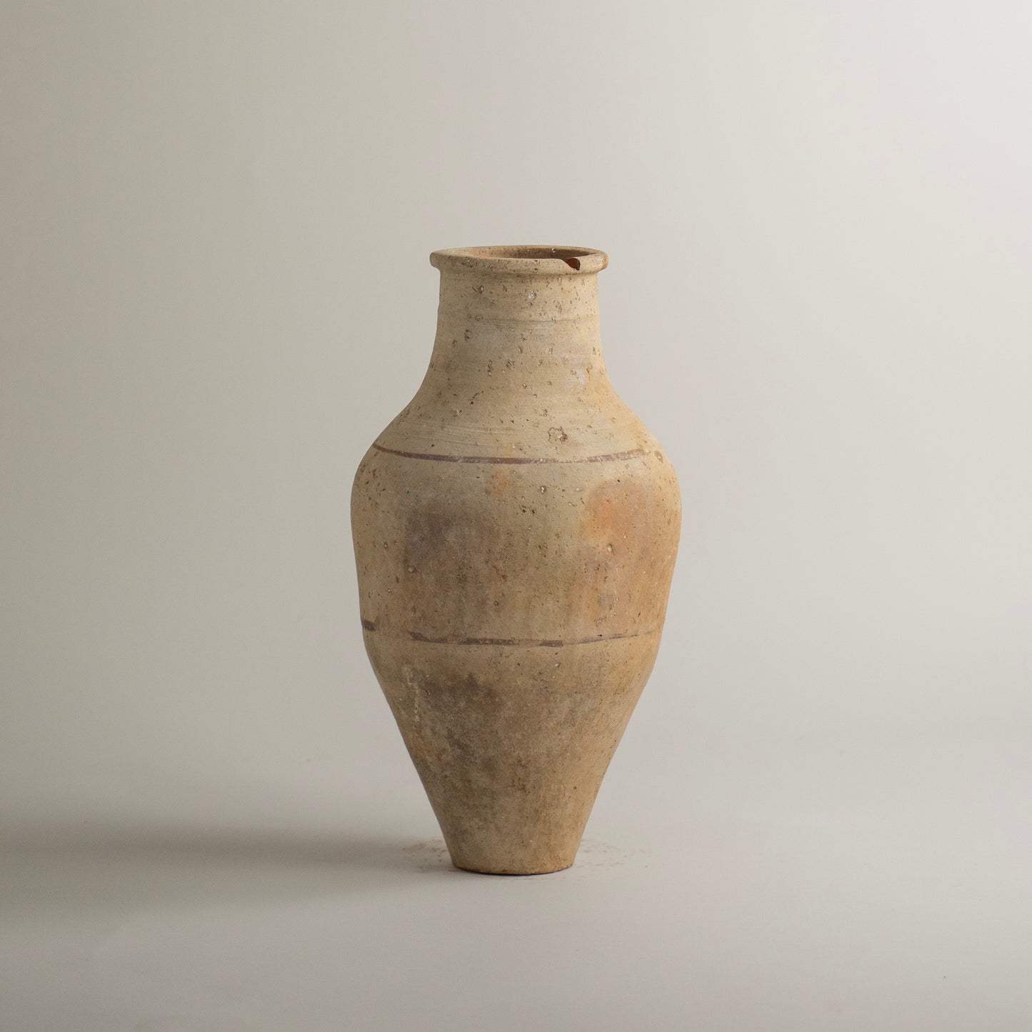Antique vessel No.334