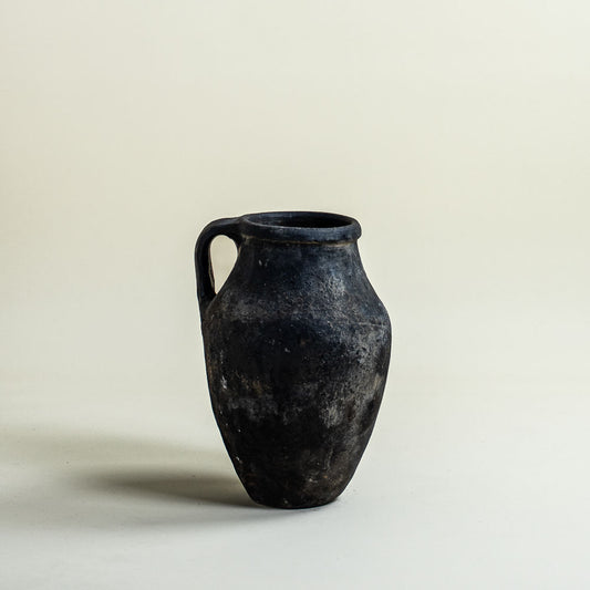 Antique vessel No.294