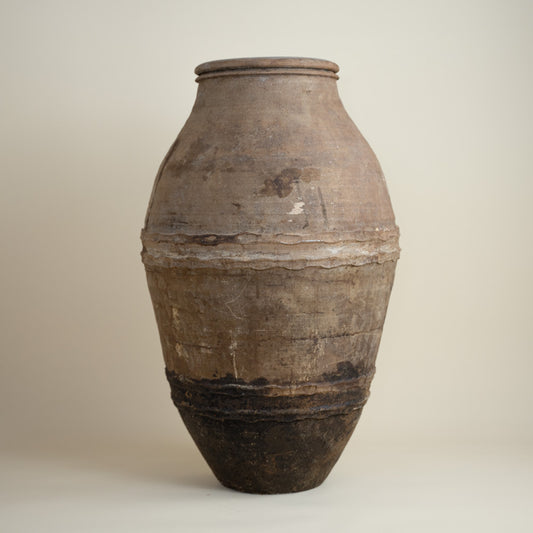 Antique vessel No.310